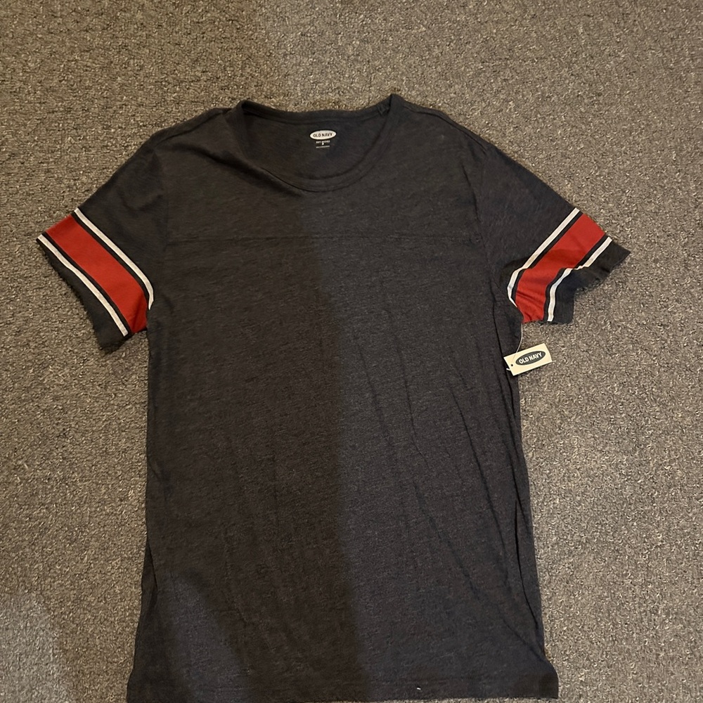 Old Navy Men's Charcoal Tee with Red and White Stripes